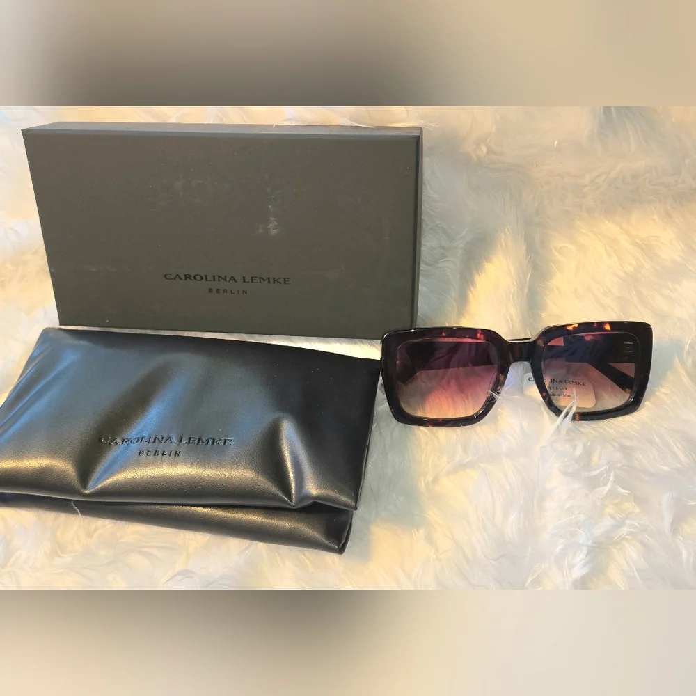 Carolina Lemke Roma Demi Women’s Square Sunglasses Brown Tortoiseshell Unisex